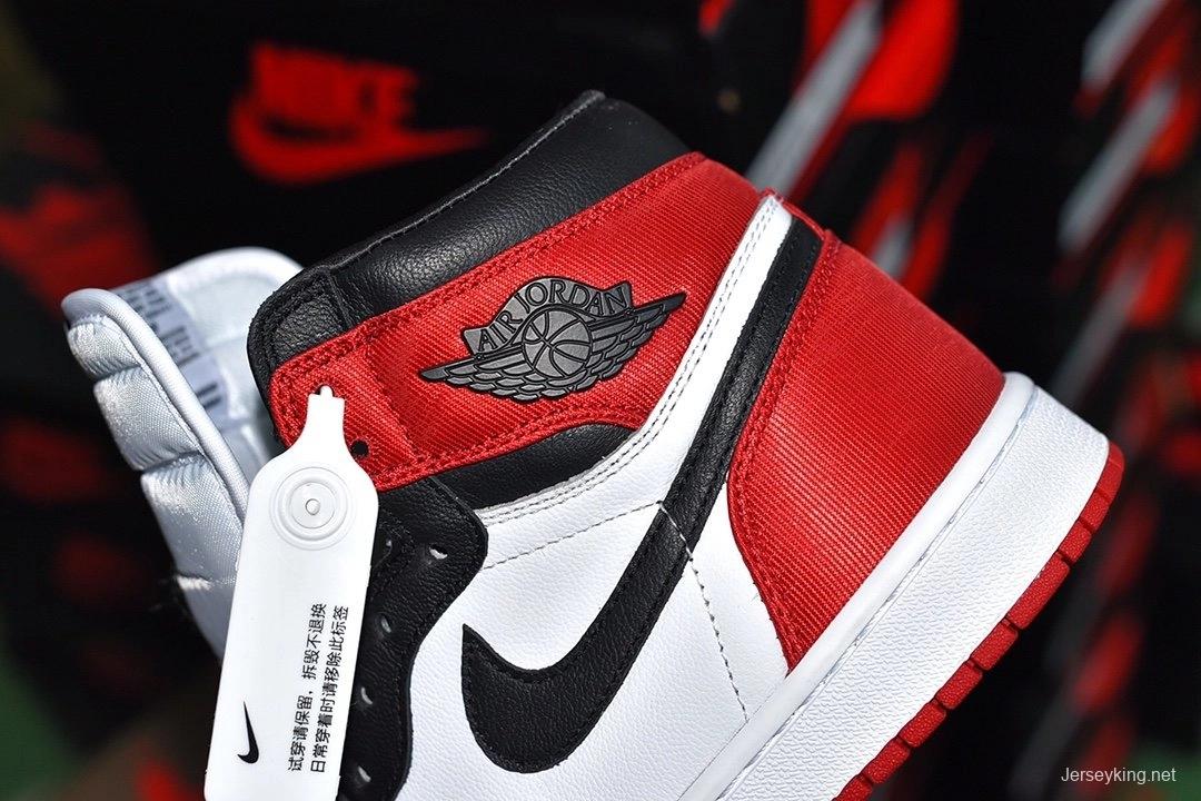 Air Jordan 1 Satin Black Toe