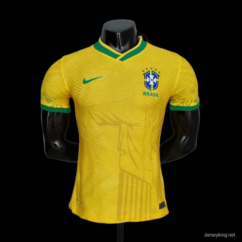 Player Version 2022 Brazil Classic Yellow