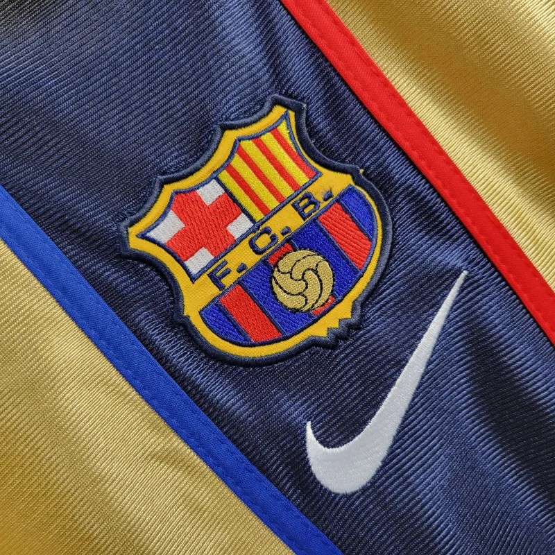 Retro 01/02 Barcelona Away Jersey