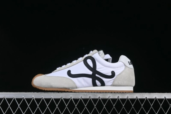 Loewe Ballet Runner 2.0 Sneakers Retro Style Low-Profile Casual Sports Shoes with Asymmetric Toe Design - Ballet Runner 2.0