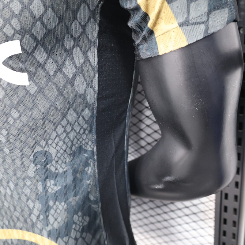 Player Version 25/26 Chelsea Bingx Black with Snake Pattern Design Jersey