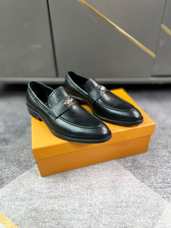 2024 Men Louis Vuitton black cow leather leather dress shoes MJ00290