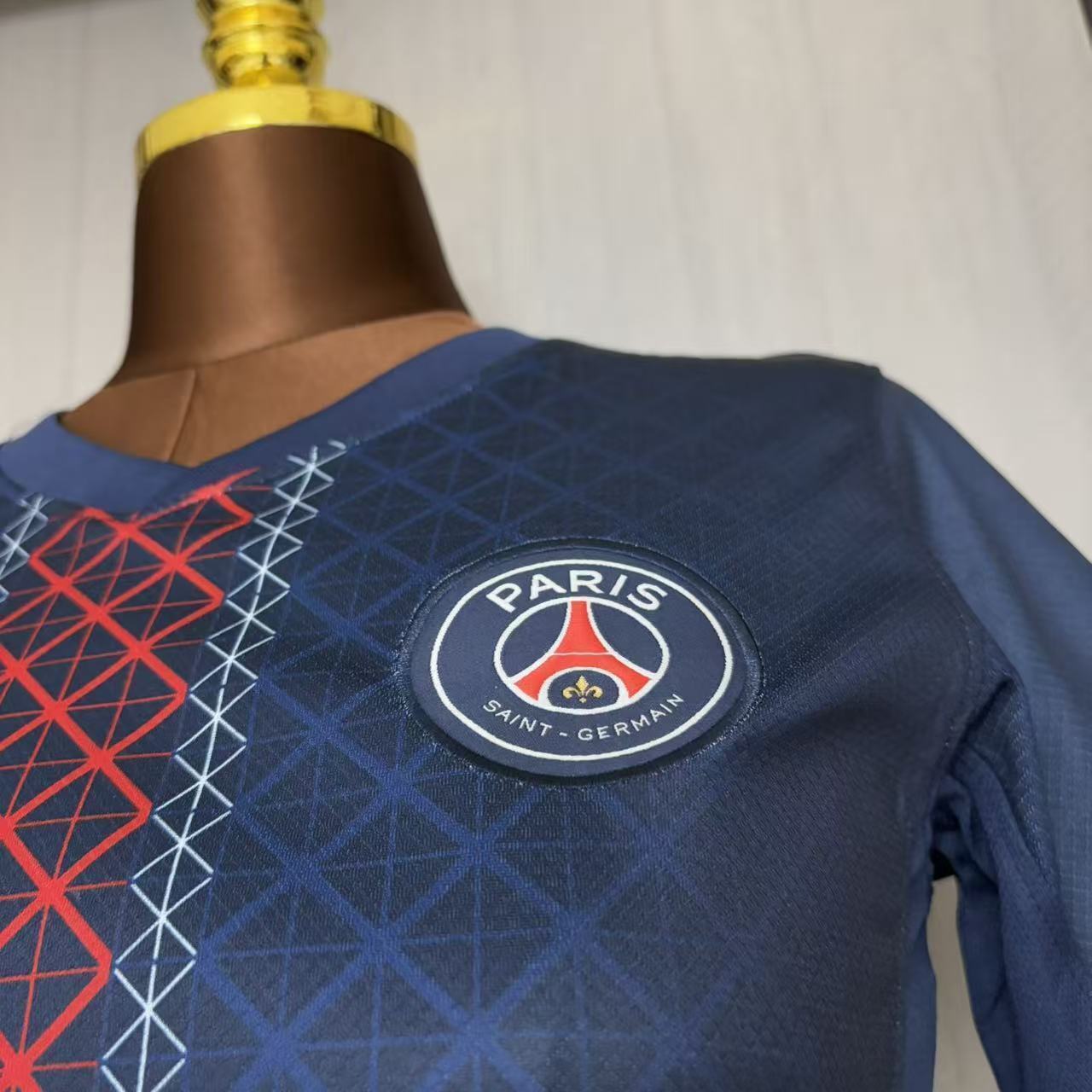 25/26 Women PSG Home Jersey