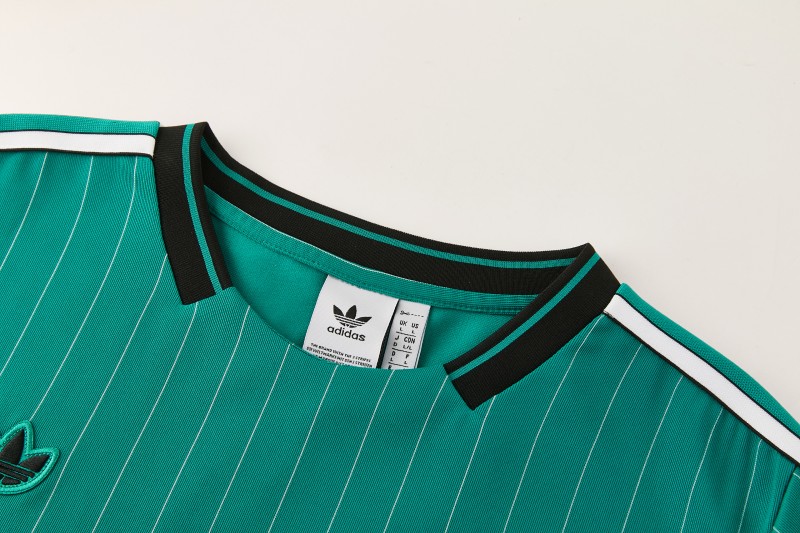 26/27 Liverpool   Green Pinstripe  Short Sleeve+Soccer Shorts