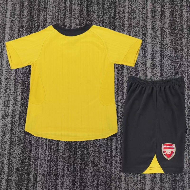 Retro Kids 05/06 Arsenal Away Jersey
