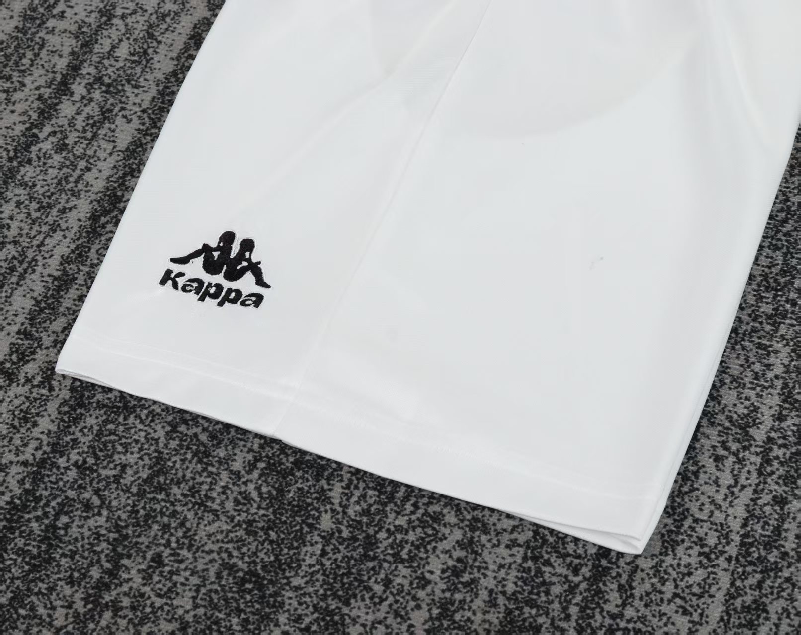 Retro Kids 95/97 Juventus Home Jersey