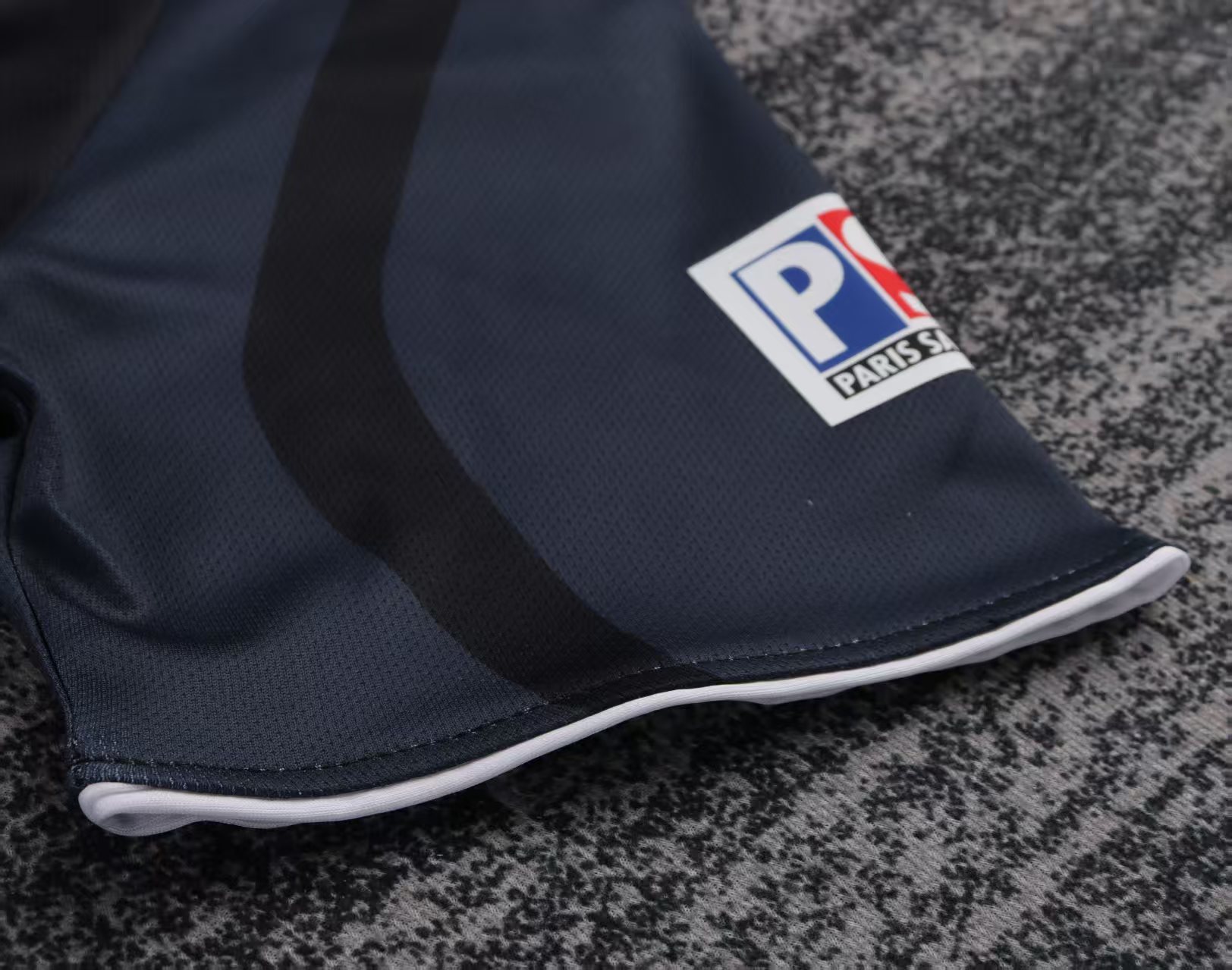 Retro  Kids 01/02 PSG/Paris Saint-Germain Third Jersey