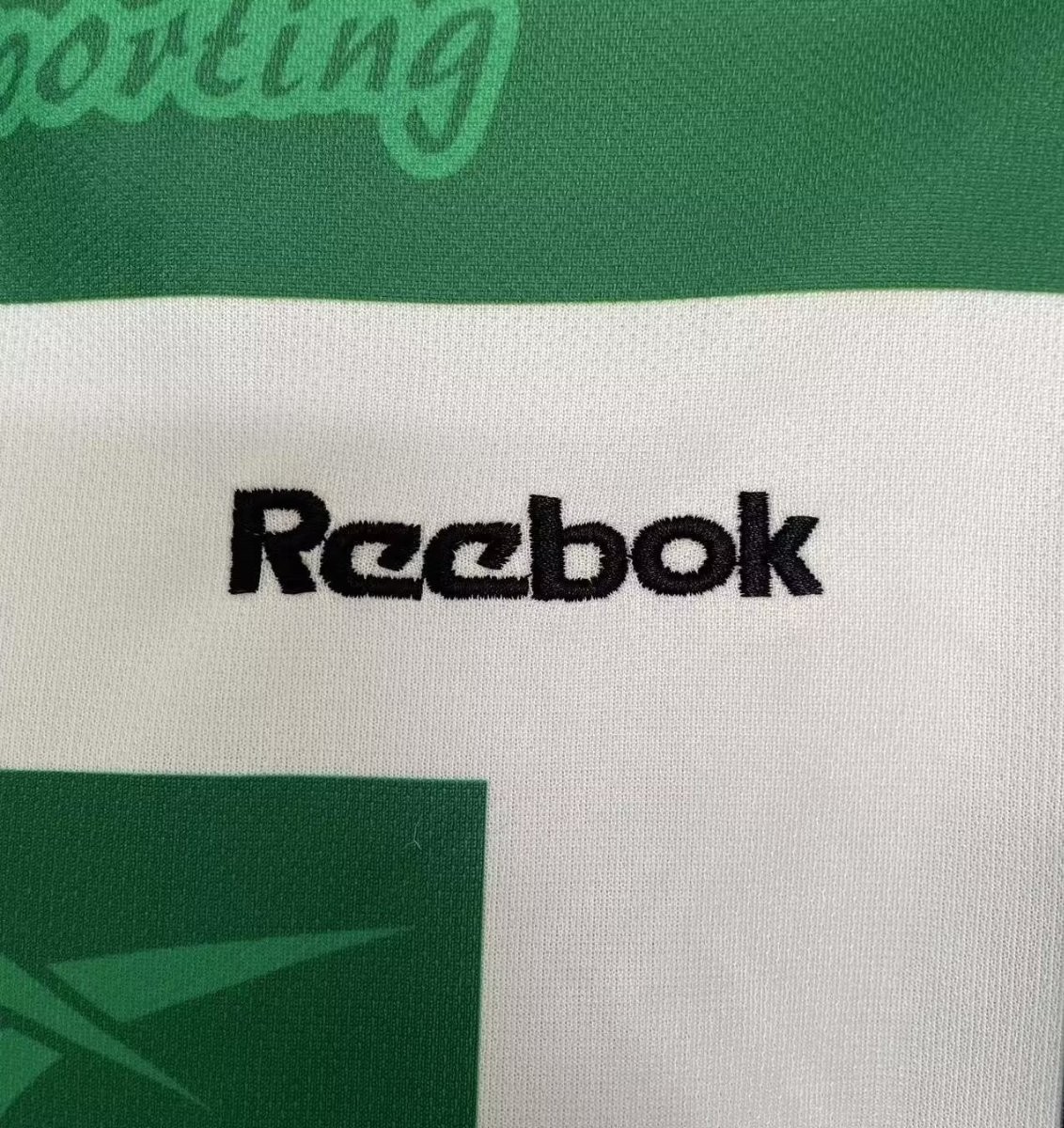 Retro 99/00 Sporting Lisbon Home Jersey