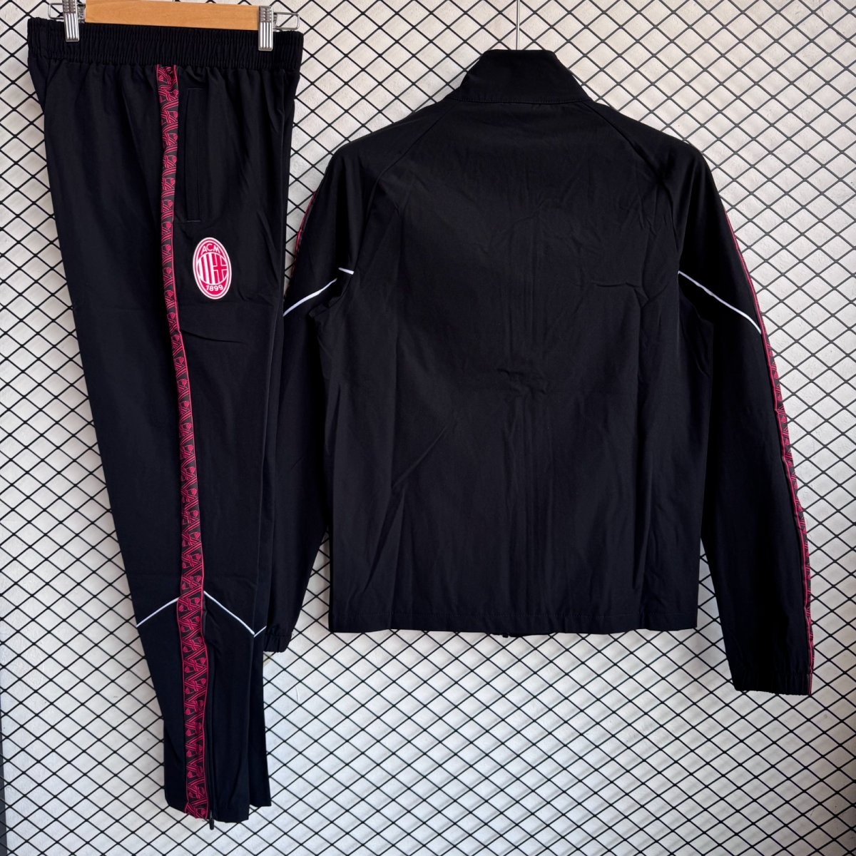 25/26 AC Milan Black/Pink Full Zipper Windbreaker + Long Pants
